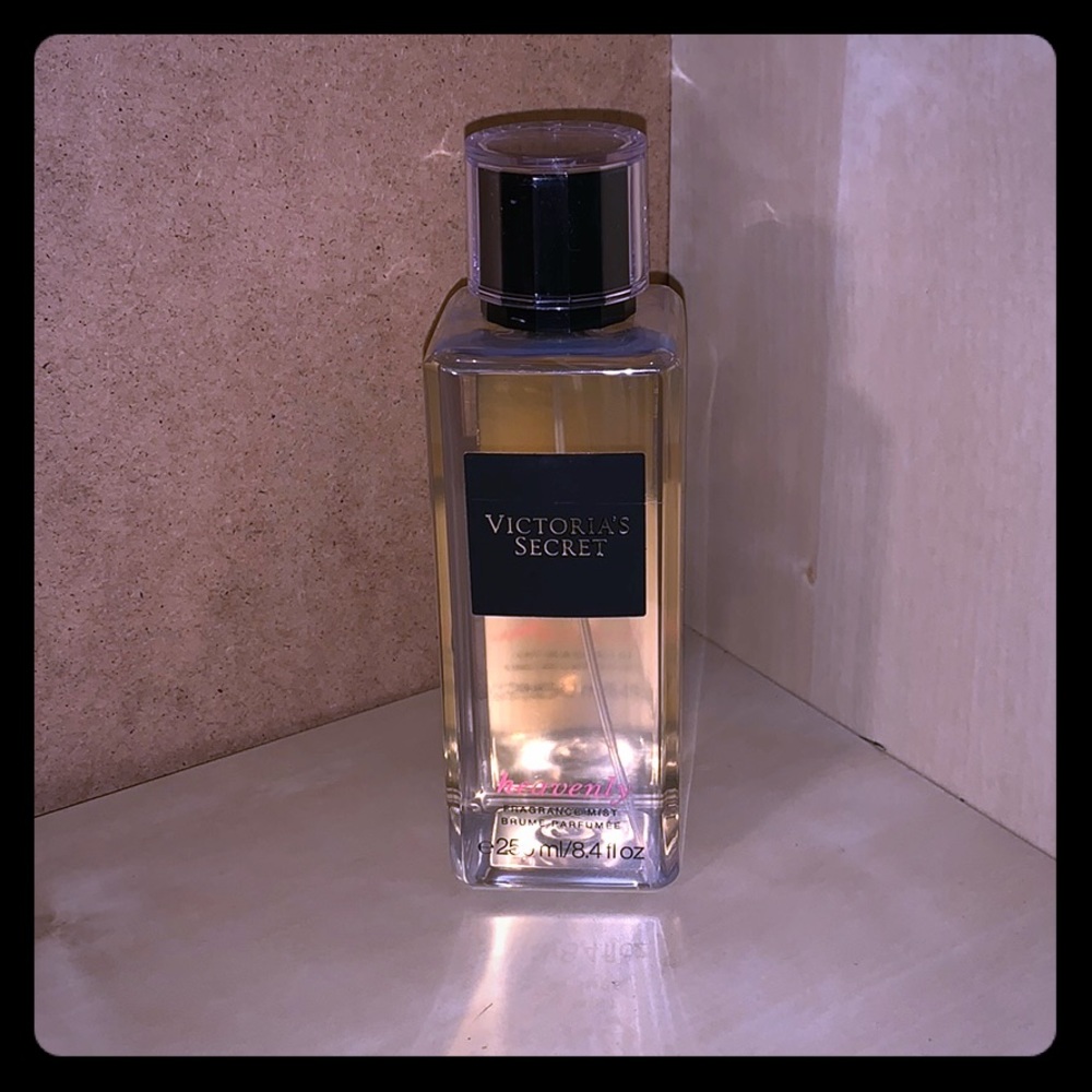 Victoria Secret’s Heavenly body spray